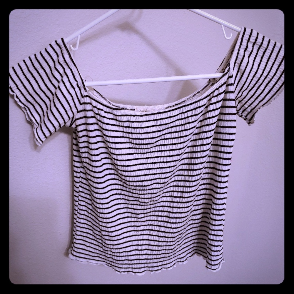 Off shoulder crop top